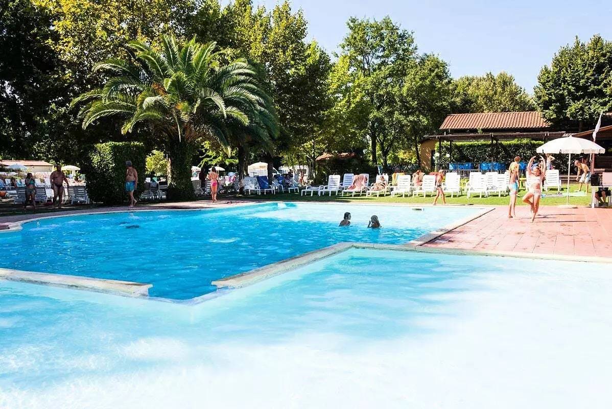 Mobilheim | Classic | 3 Zi. | 6 pers. | Terrasse | A/C in Fiano Romano, Rom Provinz