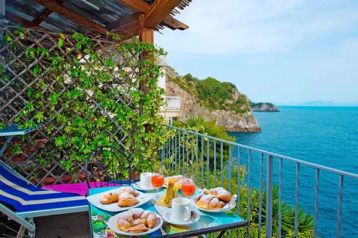 Albergo a gestione familiare per 2 persone, con terrazza e panorama, con animali domestici - 1