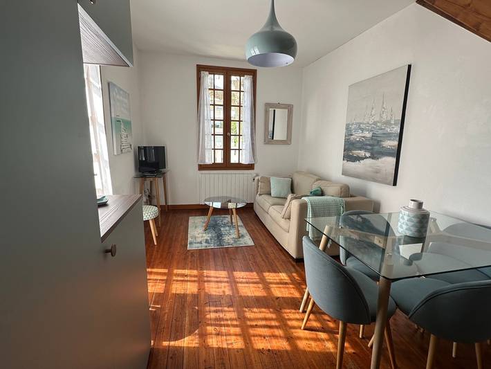 Charming House in Cabourg Center, Near Beach, Terrace, Pet-Friendly in Cabourg, Caen region