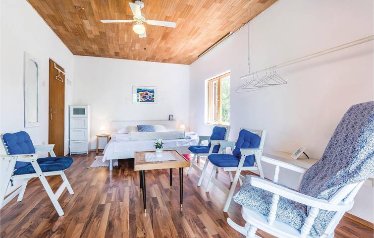 Ferienwohnung für 4 Personen, mit Terrasse in Obrovac - 2