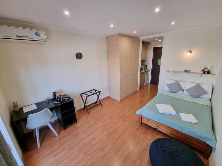 Apartmenthotel für 3 Personen, mit Ausblick und Garten - 1