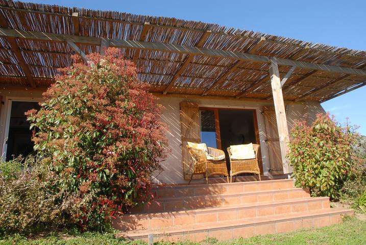 Gîte pour 4 personnes, avec Terrasse ainsi que Jardin et Vue à Monacia-d'Aullène - 3