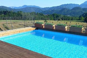 Cottage pour 8 personnes, avec balcon et jardin, animaux acceptés à Castiglione di Garfagnana