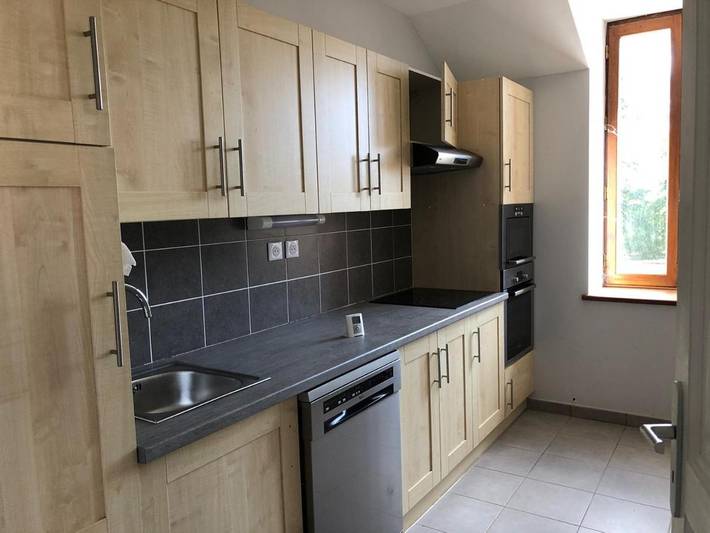 Gîte pour 10 personnes, avec jardin et vue à Saint-Geoire-en-Valdaine - 2