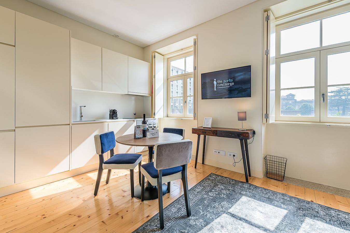 Entire apartment, Guestready - La Maison Aires Gouveia 6 in Miragaia (Porto), Porto