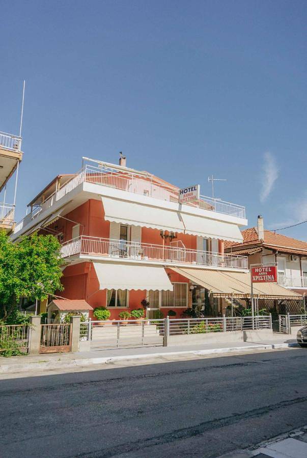 Hôtel pour 3 personnes, avec Balcon ainsi que Terrasse et Jardin