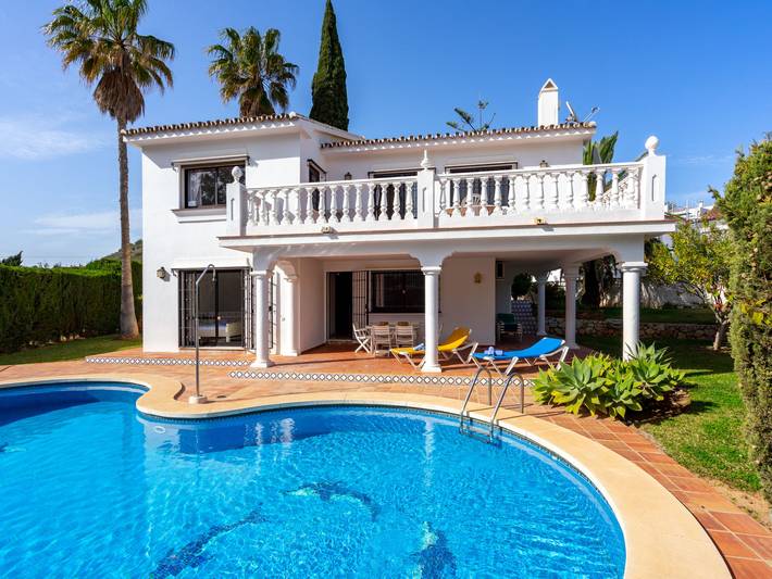 Casa de vacaciones para 6 personas, con jardín y terraza en Mijas