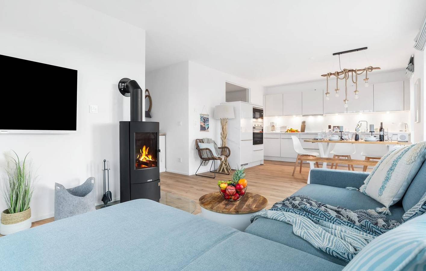 Ganze Ferienwohnung, Appartement am Strand mit Terrasse und Parkplatz, 1 km zum Strand in Olpenitz, Kappeln