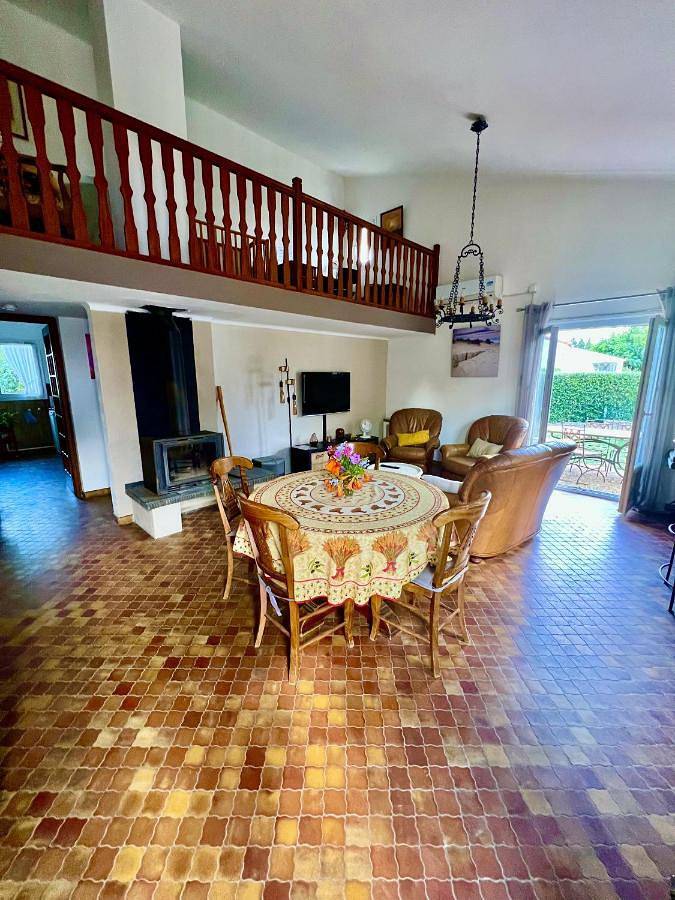 Location de vacances pour 6 personnes, avec jardin et jacuzzi à Saint-Génis-des-Fontaines