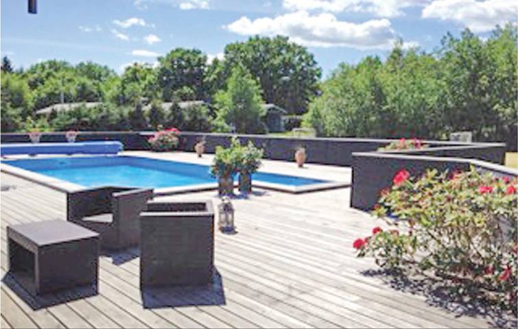 Feriehus for 6 personer, dyr tillatt i Hou