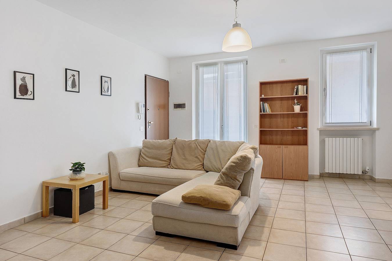 Entire apartment, Apartment 'Luna' with Shared Terrace, Wi-Fi and Air Conditioning in Villafranca di Verona, Verona Province