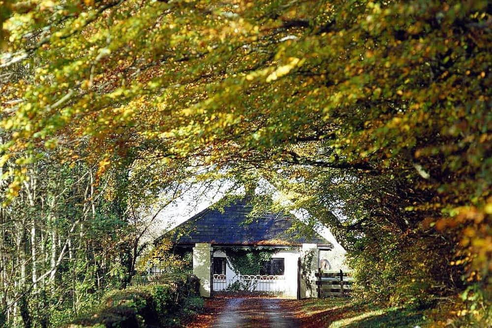 Galway Victorian Gate Lodge in Kilcoona ED, County Galway