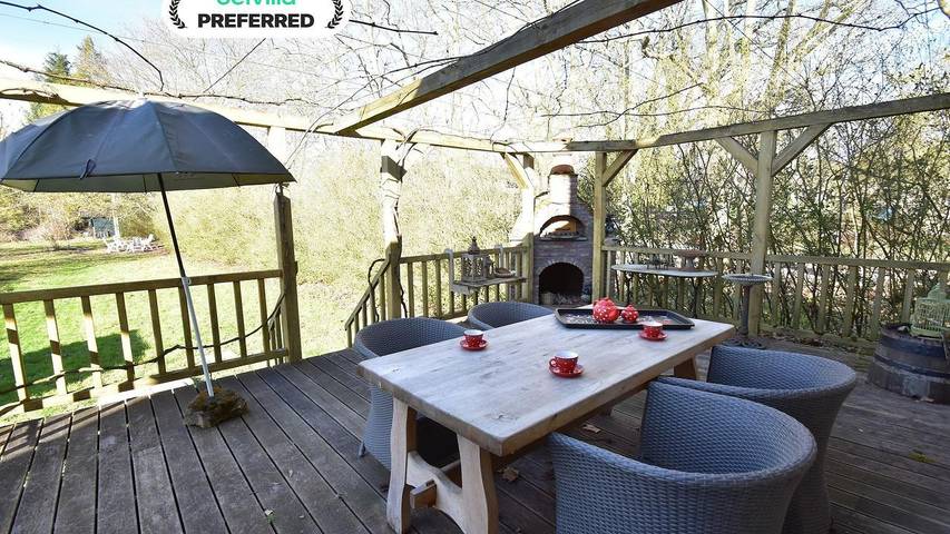 Location de vacances pour 4 personnes, avec terrasse, animaux acceptés à Montaron