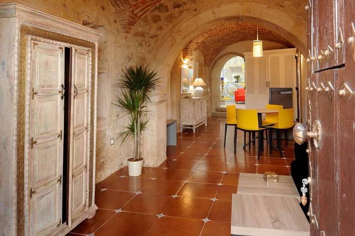 Casa rural para 13 personas, con piscina y balcón en Montánchez
