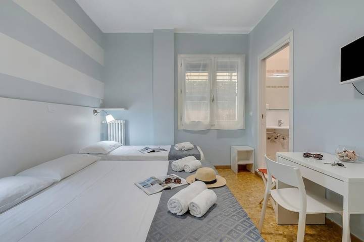 Hotel Del Golfo 53, Laigueglia, Italy in Laigueglia, Riviera di Ponente