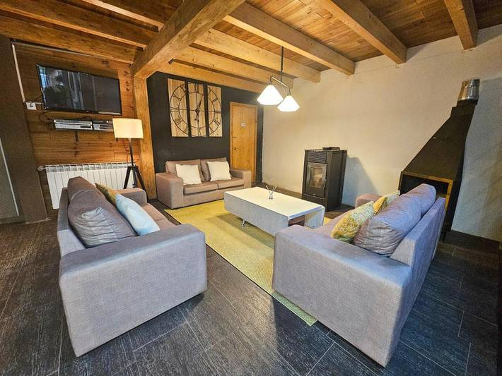 Hotel para 3 personas, con Piscina en Valle del Aragón - 3