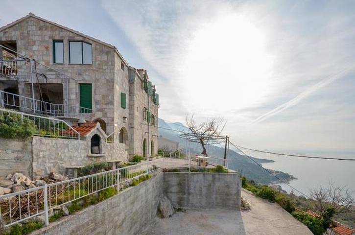 Ferienwohnung für 5 Personen, mit Terrasse an der Makarska Riviera - 4