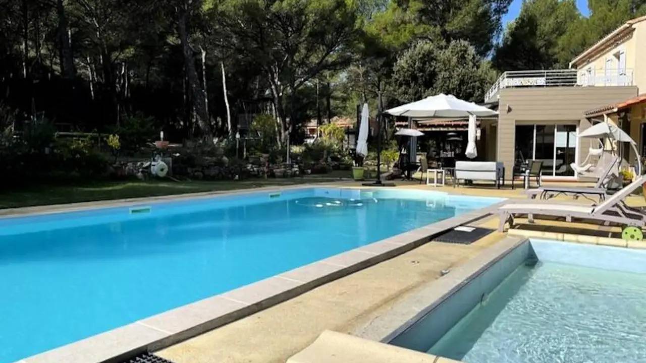 Appartement de vacances entier, Ferienwohnung für 8 Personen (150 m²) in Lambesc in Lambesc, Région d'Aix-en-Provence