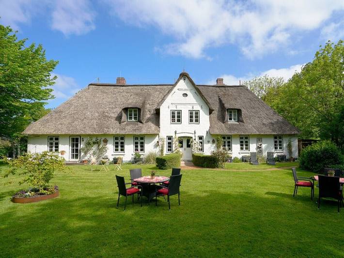 Ferienhaus für 2 Personen, mit Sauna und Garten in Uelvesbüll