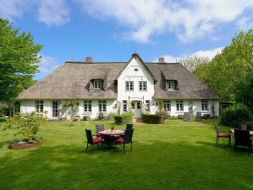 Ferienhaus für 2 Personen, mit Garten und Sauna in Uelvesbüll