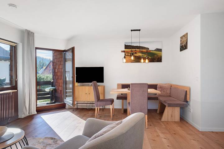 Ferienwohnung für 4 Personen, mit Balkon in Titisee-Neustadt