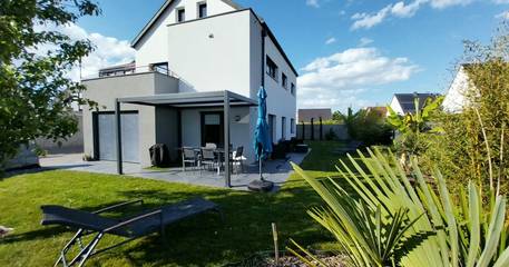 Gîte pour 4 personnes, avec terrasse et jardin à Bischwihr