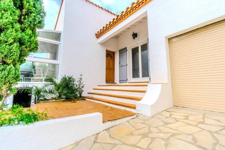 Villa pour 8 personnes, avec jardin, animaux acceptés à Canet-en-Roussillon - 3