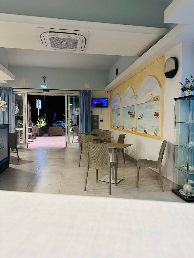 Single Room with Balcony in Alba Beach, Alba Adriatica