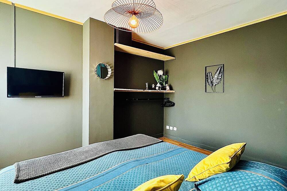 Maison des sens / City center/ Family & Business in Saint-Omer, Región de Saint-Omer