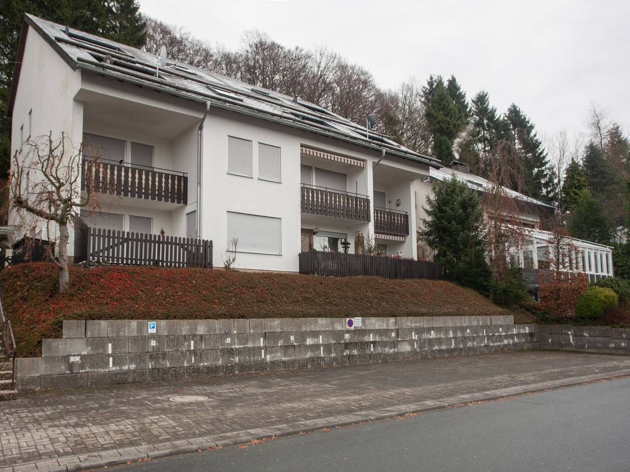 Geheel appartement, Vakantieappartement met balkon en hond in Niedersfeld in Niedersfeld, Upland