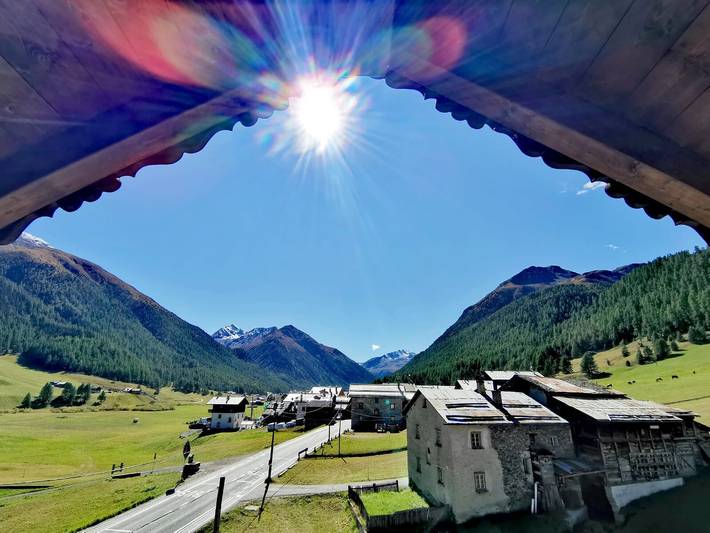 Appartamento Baita Bruno Fior di Loto con vista montagne, giardino e Wi-Fi