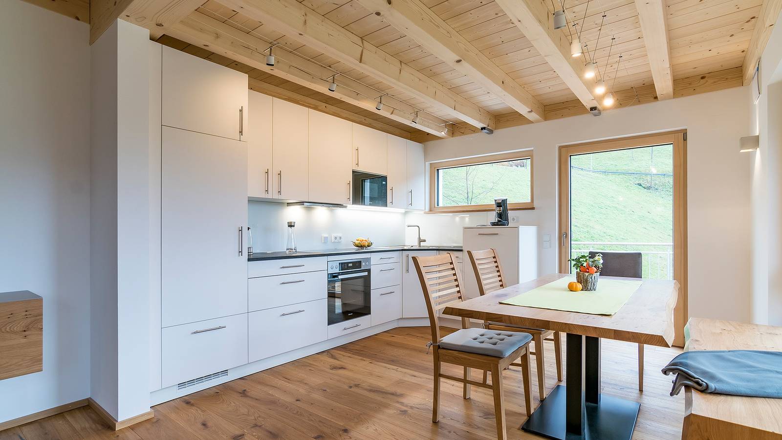 Ganze Wohnung, Ferienwohnung 'Dollenberg' mit Bergblick, Balkon und Wi-Fi in Bad Peterstal-Griesbach, Mittlerer Schwarzwald