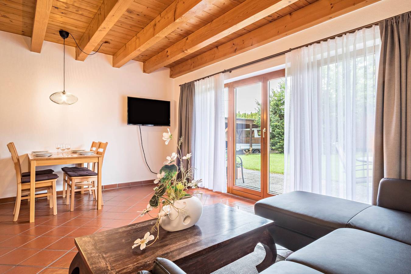 Appartement entier, "Gästehaus Heilig Appartement 2" à seulement quelques mètres du lac de Constance. in Langenargen, Region Bodensee-Oberschwaben