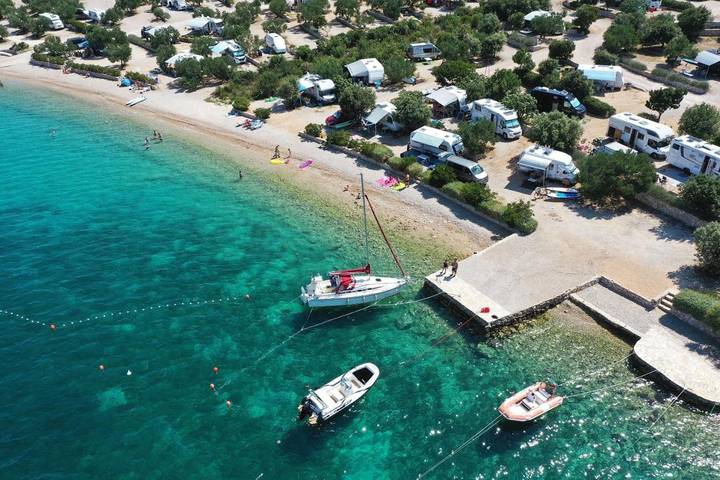 Camping pour 6 personnes, avec terrasse et vue à Tisno - 4