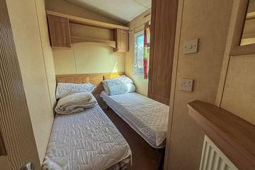 Glamping for 8 People in Skegness, Lincolnshire, Photo 3