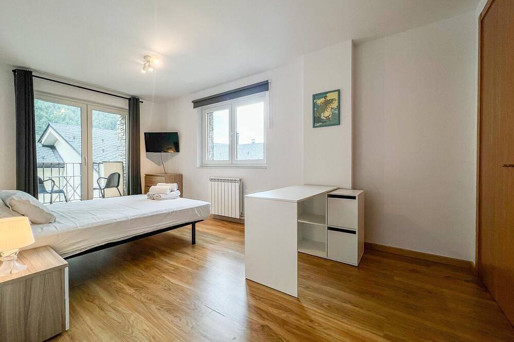 Apartamento entero, Apartamento acogedor con 3 habitaciones en Arinsal y parking in Arinsal, Pal Arinsal