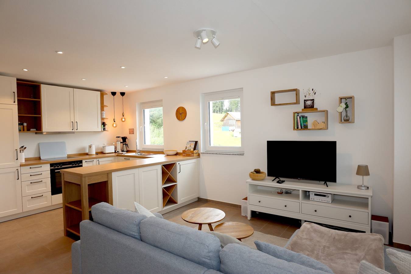 Ganze Wohnung, Ferienwohnung Schönwaldblick - 2 große Balkone mit traumhafter Sicht - barrierefrei - Mein Swh in Schönwald, Südschwarzwald