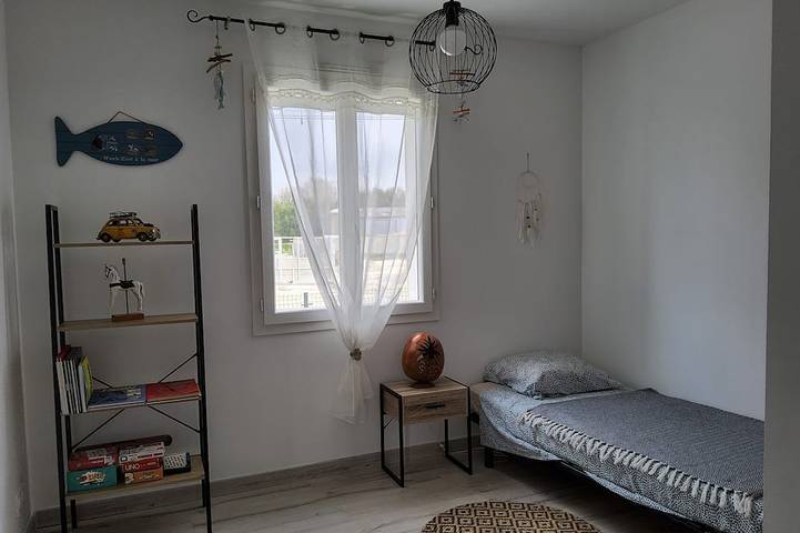 Location de vacances pour 5 personnes, avec terrasse et jardin à Semussac - 4