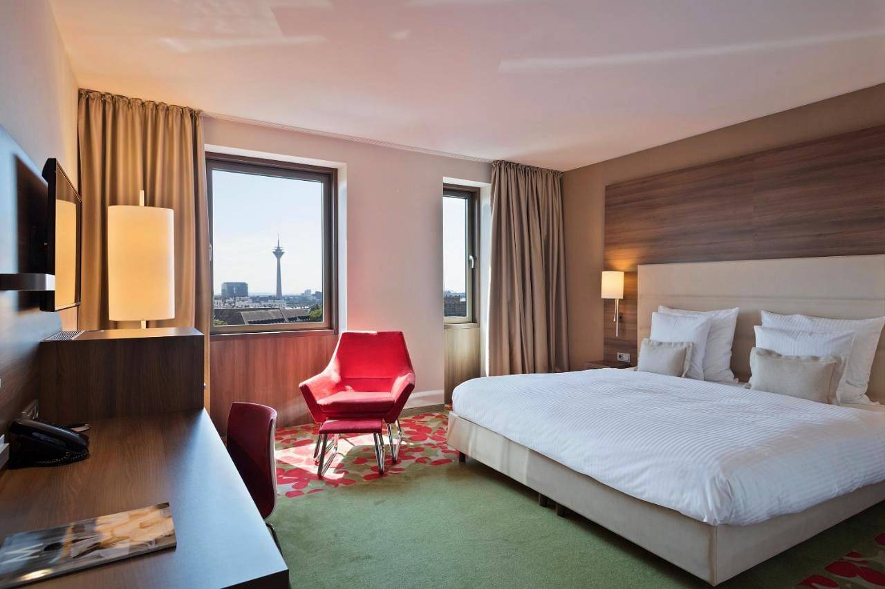Hôtel pour 10 personnes avec sauna in Düsseldorf-Pempelfort, Düsseldorf