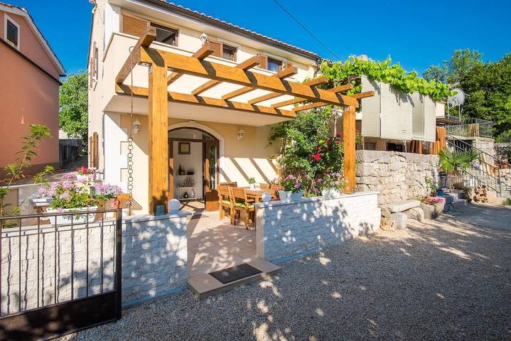 Villa mit pool für 6 Personen, mit Garten und Pool auf Krk - 2