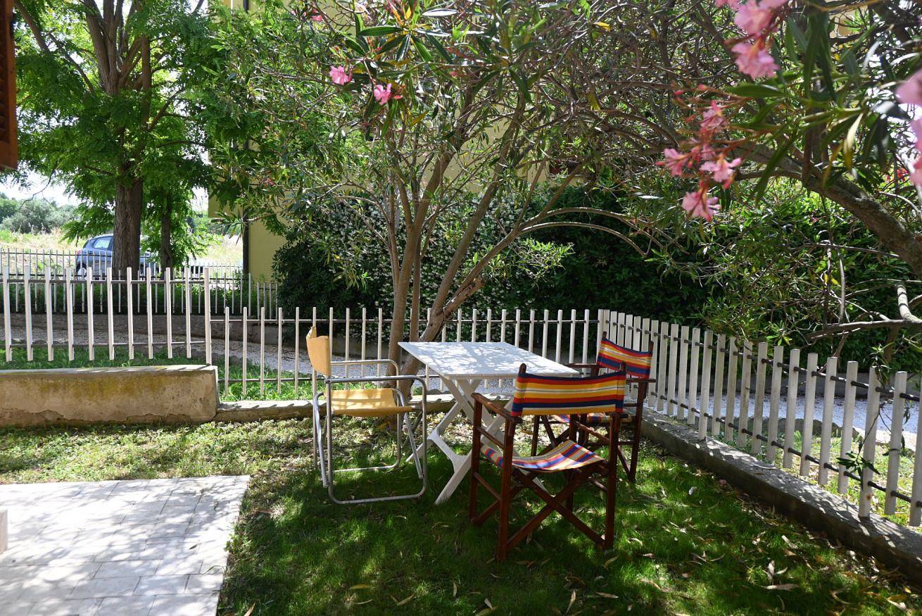 Appartamento intero, N303 - Numana, comodo trilocale con giardino in Numana, Riviera del Conero