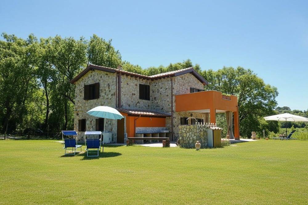 Scappo in Umbria, Casale Rusinè in Narni, Provincia di Terni