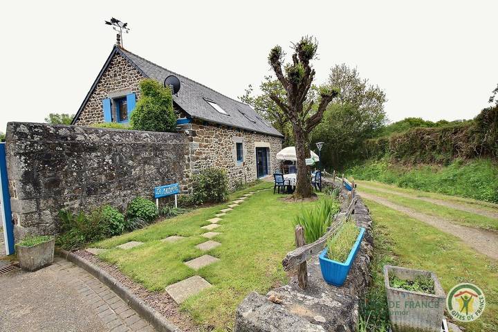Gîte pour 4 personnes, avec terrasse et jardin à Saint-Donan - 4