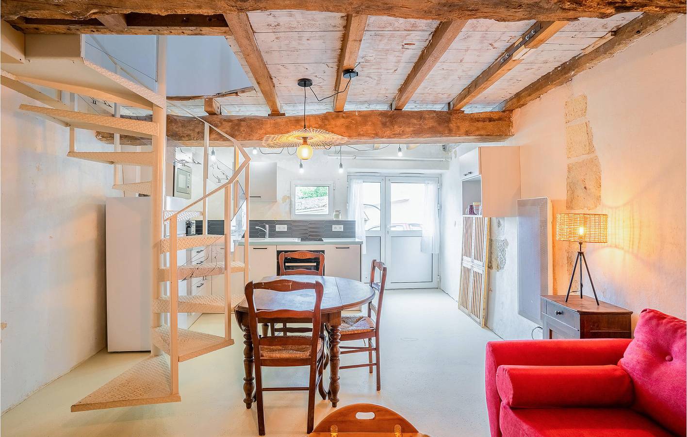 Acogedor Mortagne Apt: WiFi, TV, Congelador y Ciudad Cercana in Mortagne-sur-Gironde, Saintes region