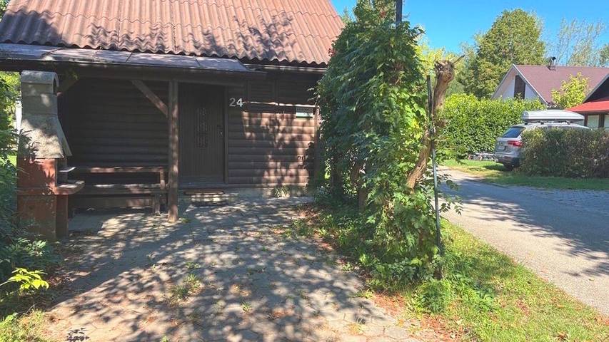 Ferienhaus für 4 Personen, mit Terrasse und Sauna sowie Whirlpool und Pool in Slowenien