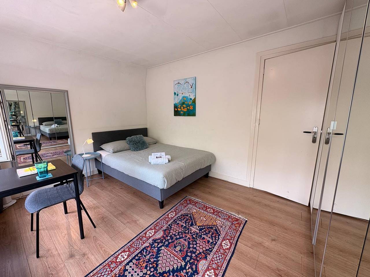 Appartement de vacances entier, Charming Maya Room Close to City Center & Umcg in Groningen, Région de Groningen