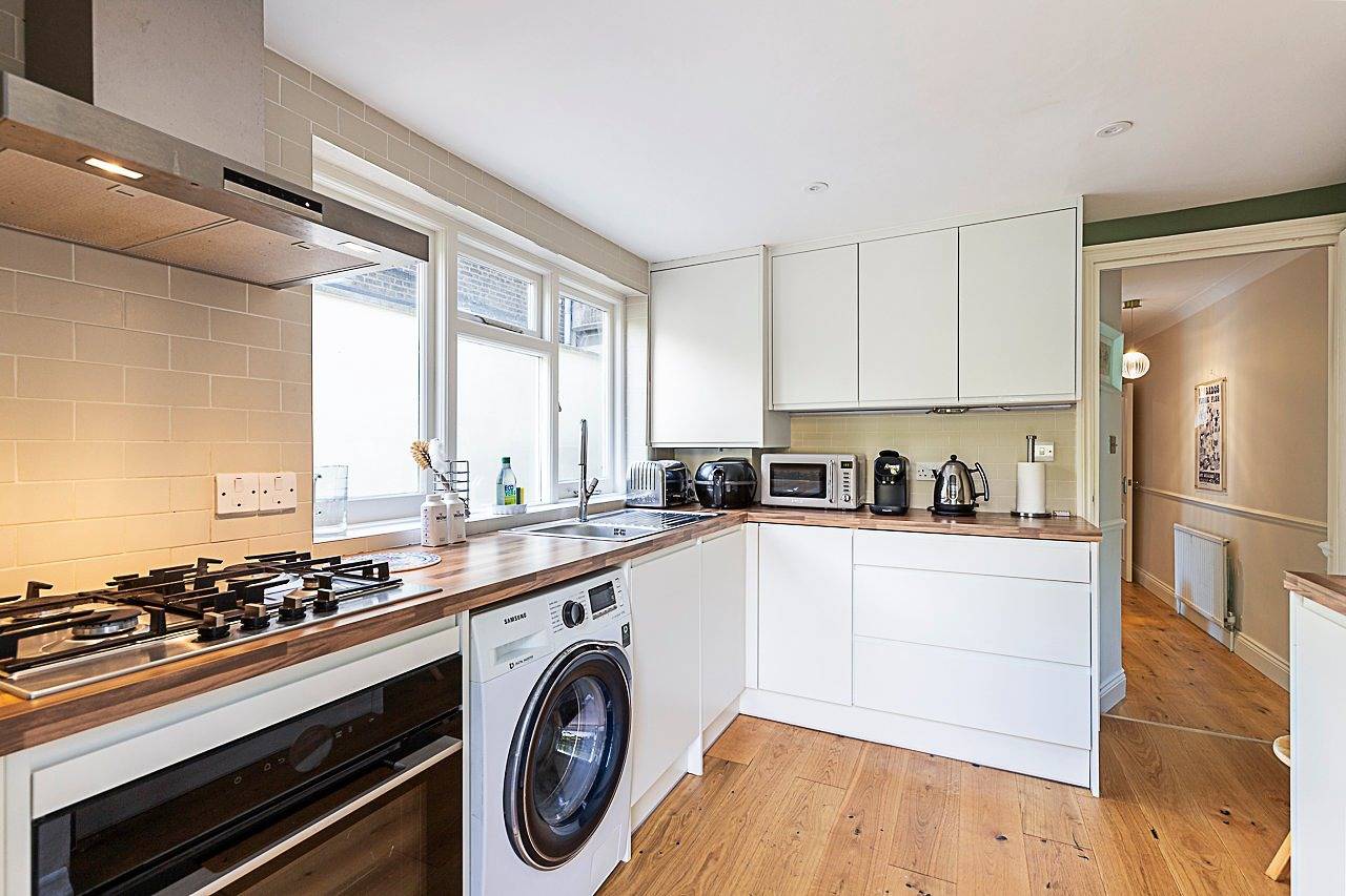 Ganze Wohnung, Ferienwohnung für 5 Personen mit Garten in Hackney, London