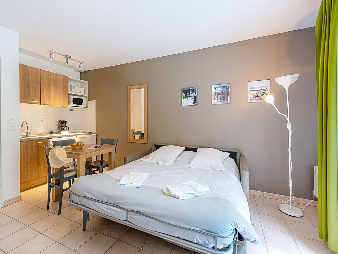 Ganze Wohnung, Barrierefreie Wohnung mit Terrasse für 3 Personen in Saumur, Loire-Tal