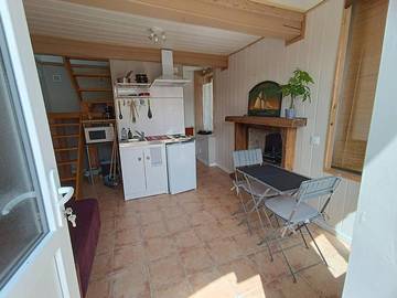 Gîte pour 2 personnes, avec terrasse à Planchez