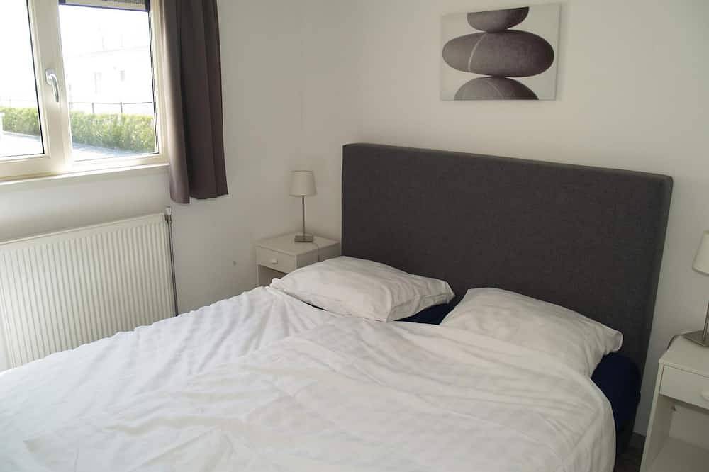 Chalet with 3 bedrooms and furnished garden in Regio Zwolle